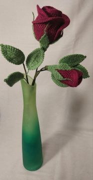 Knitted rose